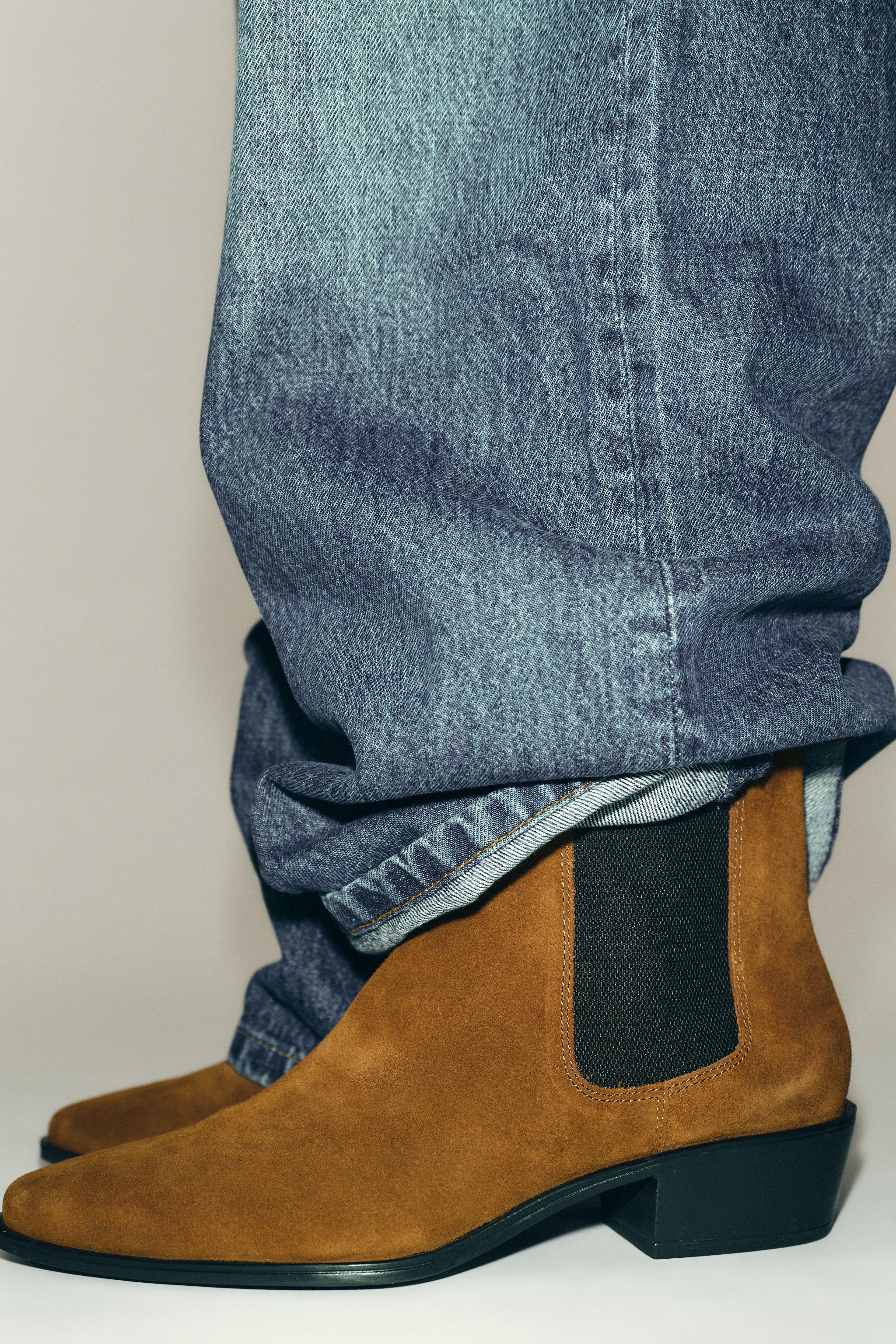 SPLIT LEATHER CHELSEA ANKLE BOOTS